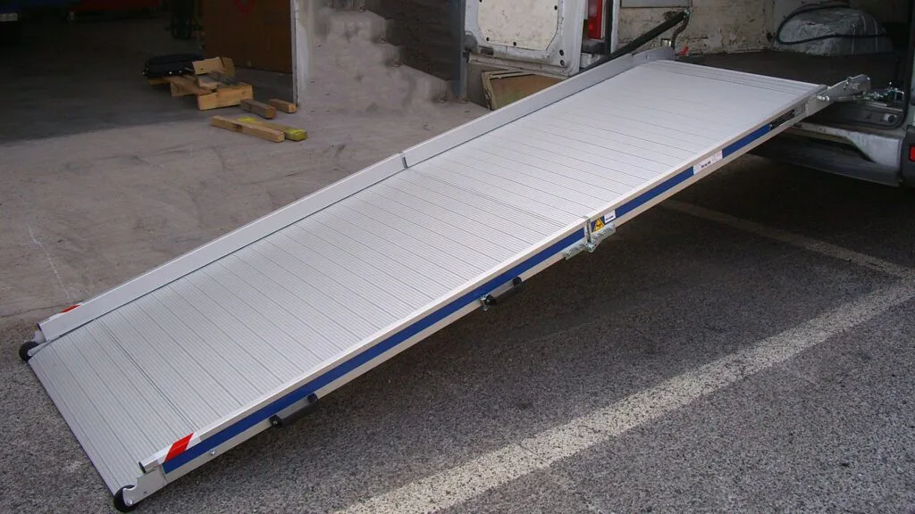 Rampe per superamento ostacoli facile da installare per migliorare l’accessibilità