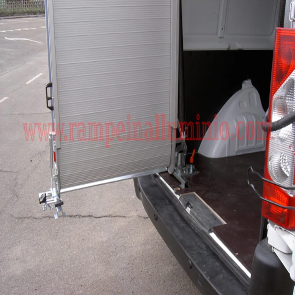 Rampe per abbattimento barriere architettoniche facile da installare per eliminare barriere architettoniche