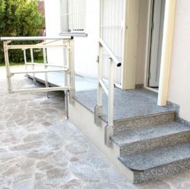 Rampe per superamento ostacoli per superare dislivelli per superare gradini e dislivelli